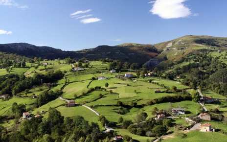 The cottage is here, just to the left